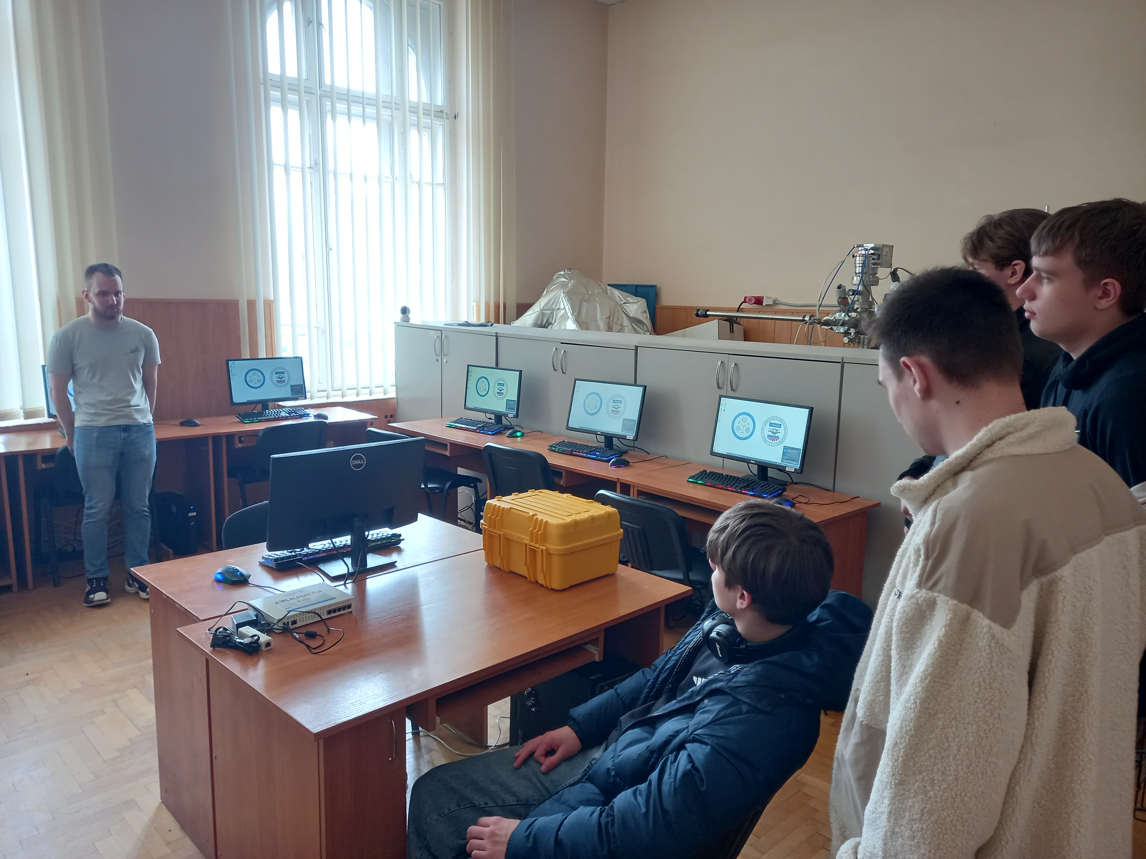 Демонстрація можливостей кіберполігону кафедри твердотільної електроніки та інформаційної безпеки